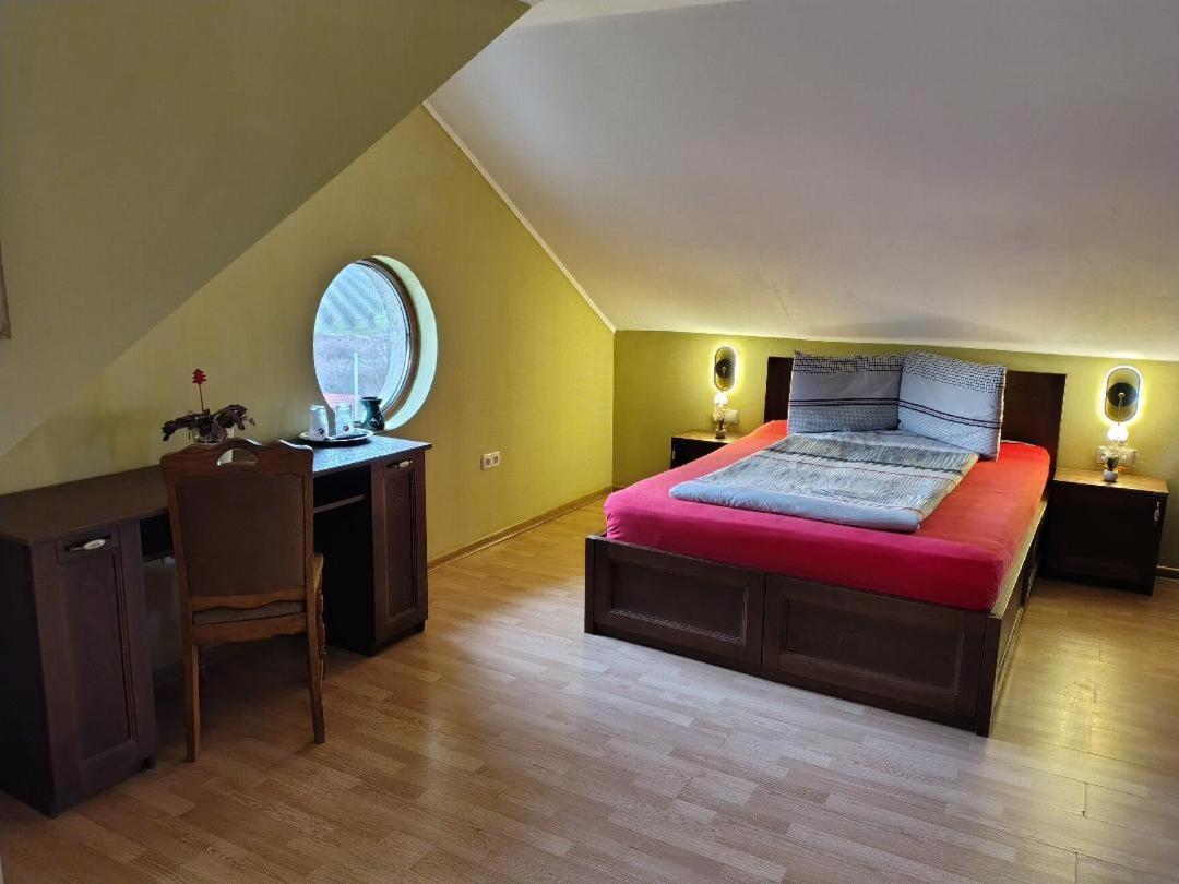 Vis Pension Viile Satu Mare Bagian luar foto